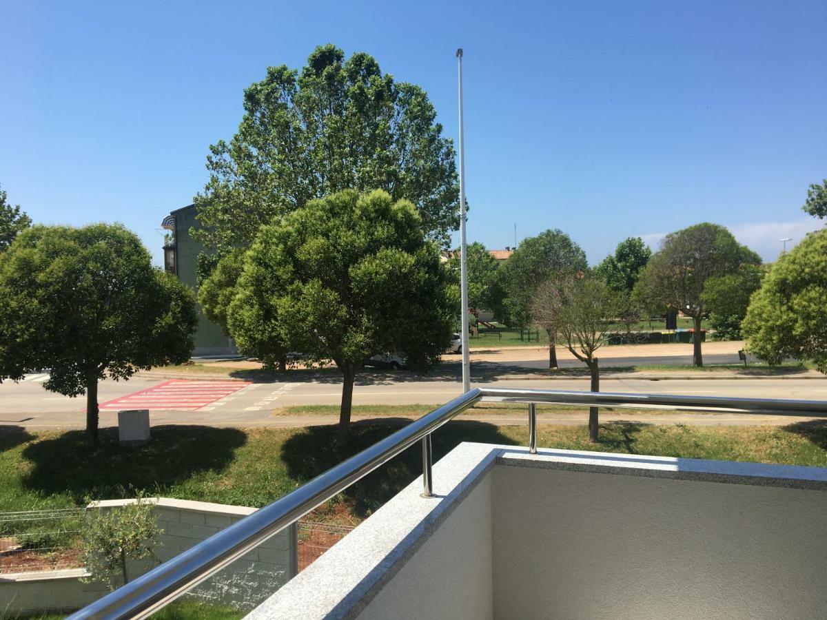 Holly Apartman Umag Exterior photo