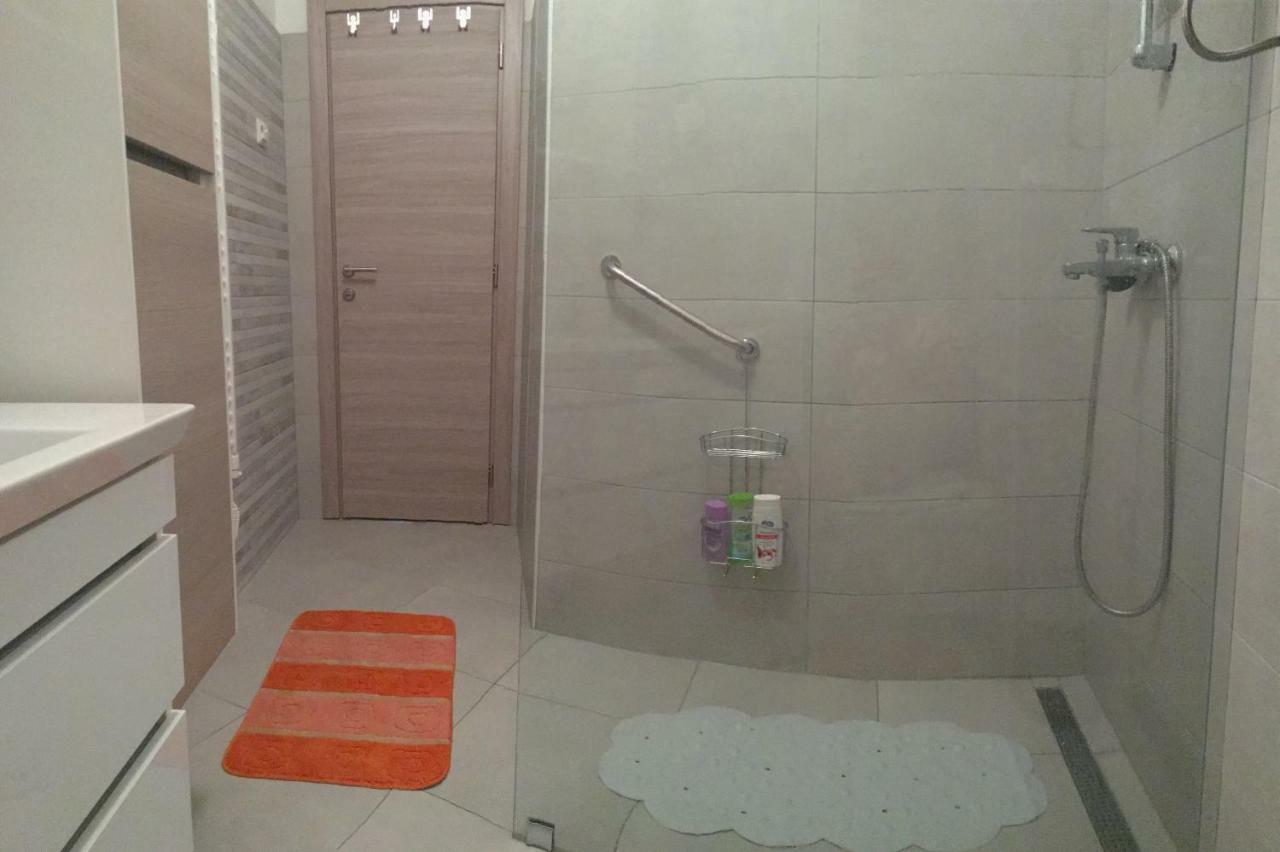 Holly Apartman Umag Exterior photo